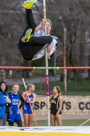 23STAsportsTrack-00567