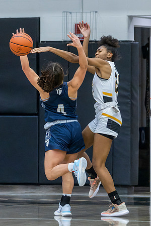 23STAsportsBB-2645-CR3_DxOP