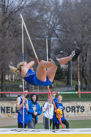 23STAsportsTrack-00402